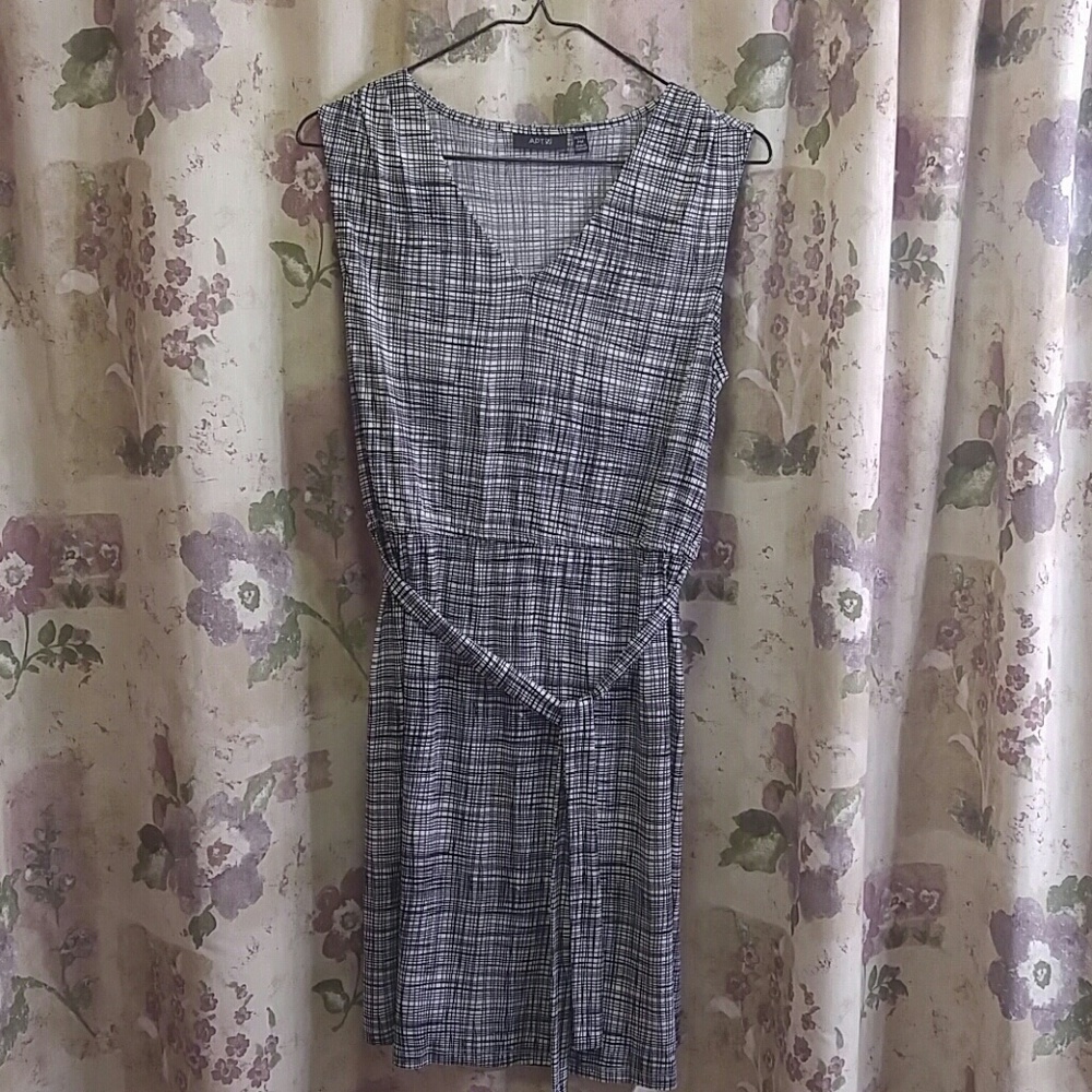 Black and white dress